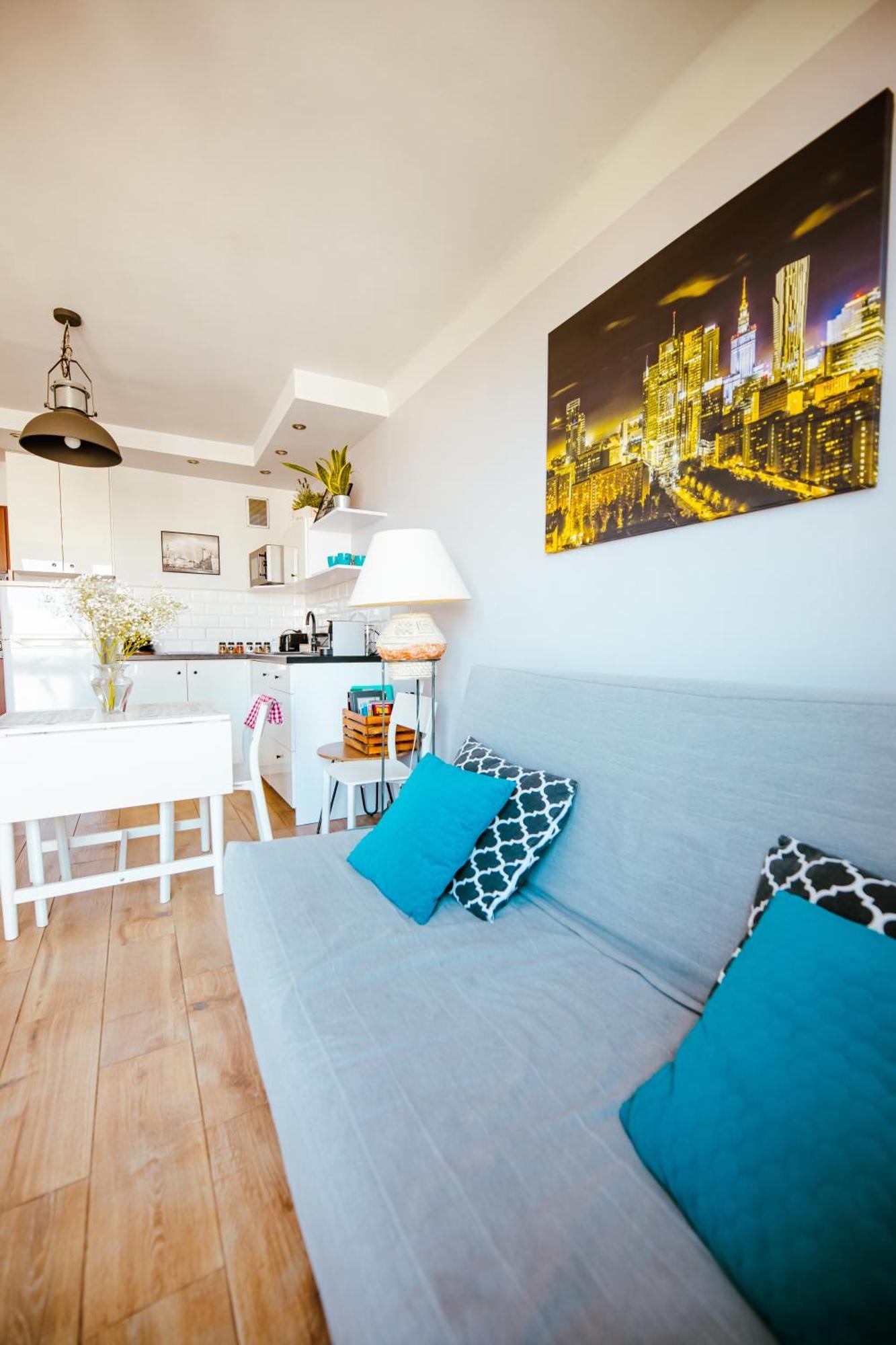 Bright 14Th Floor Central Home With Balcony & Views Варшава Екстериор снимка