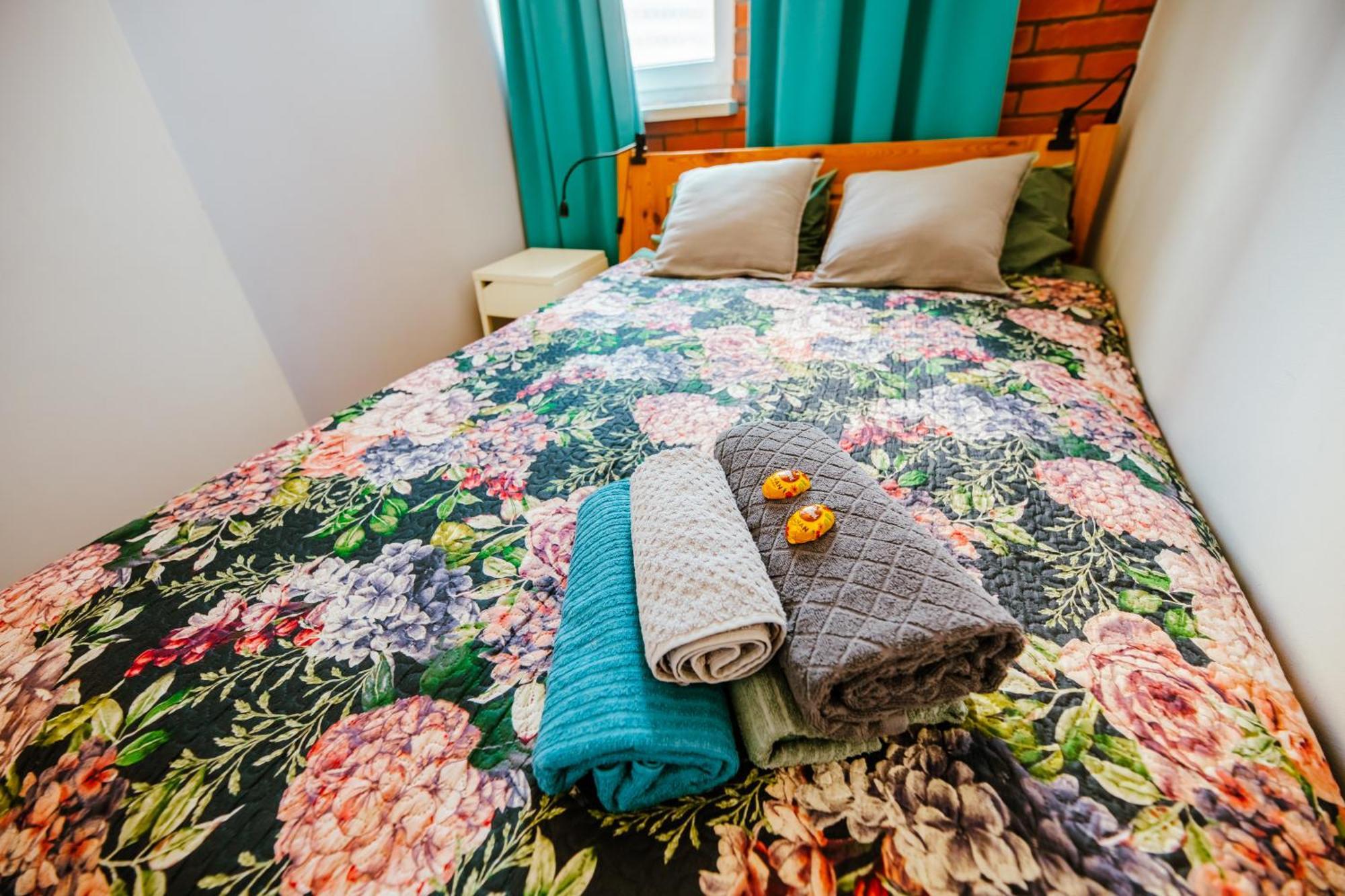 Bright 14Th Floor Central Home With Balcony & Views Варшава Екстериор снимка