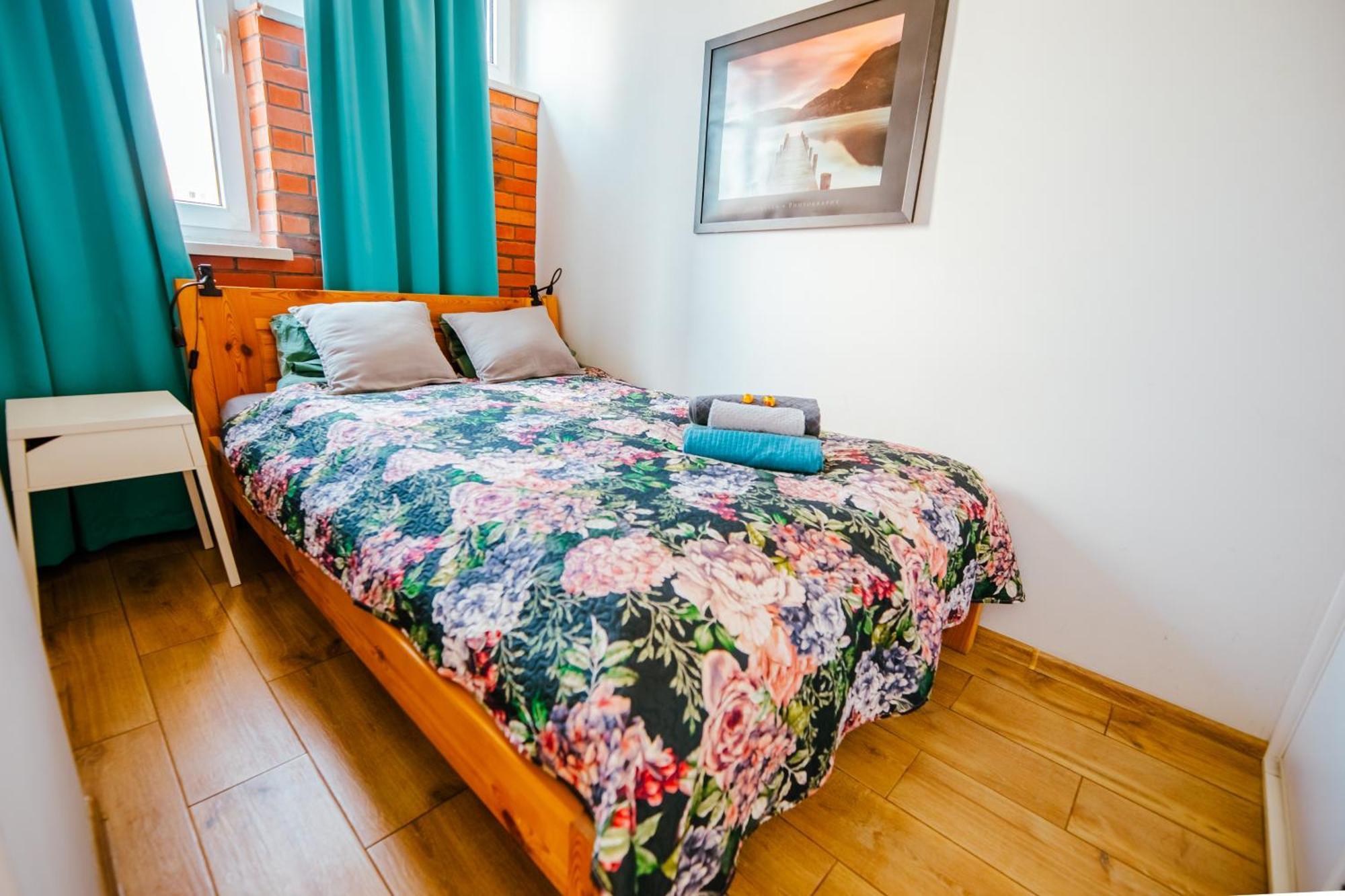 Bright 14Th Floor Central Home With Balcony & Views Варшава Екстериор снимка